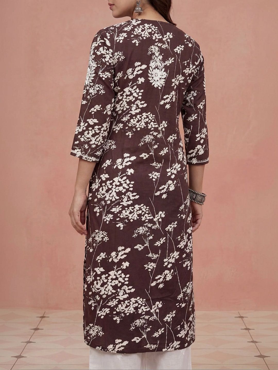 House of Chikankari Women Floral Embroidered Chikankari Kurta