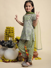 Cutiekins Girls Ethnic Motifs Printed Straight Kurta with Salwar & Dupatta