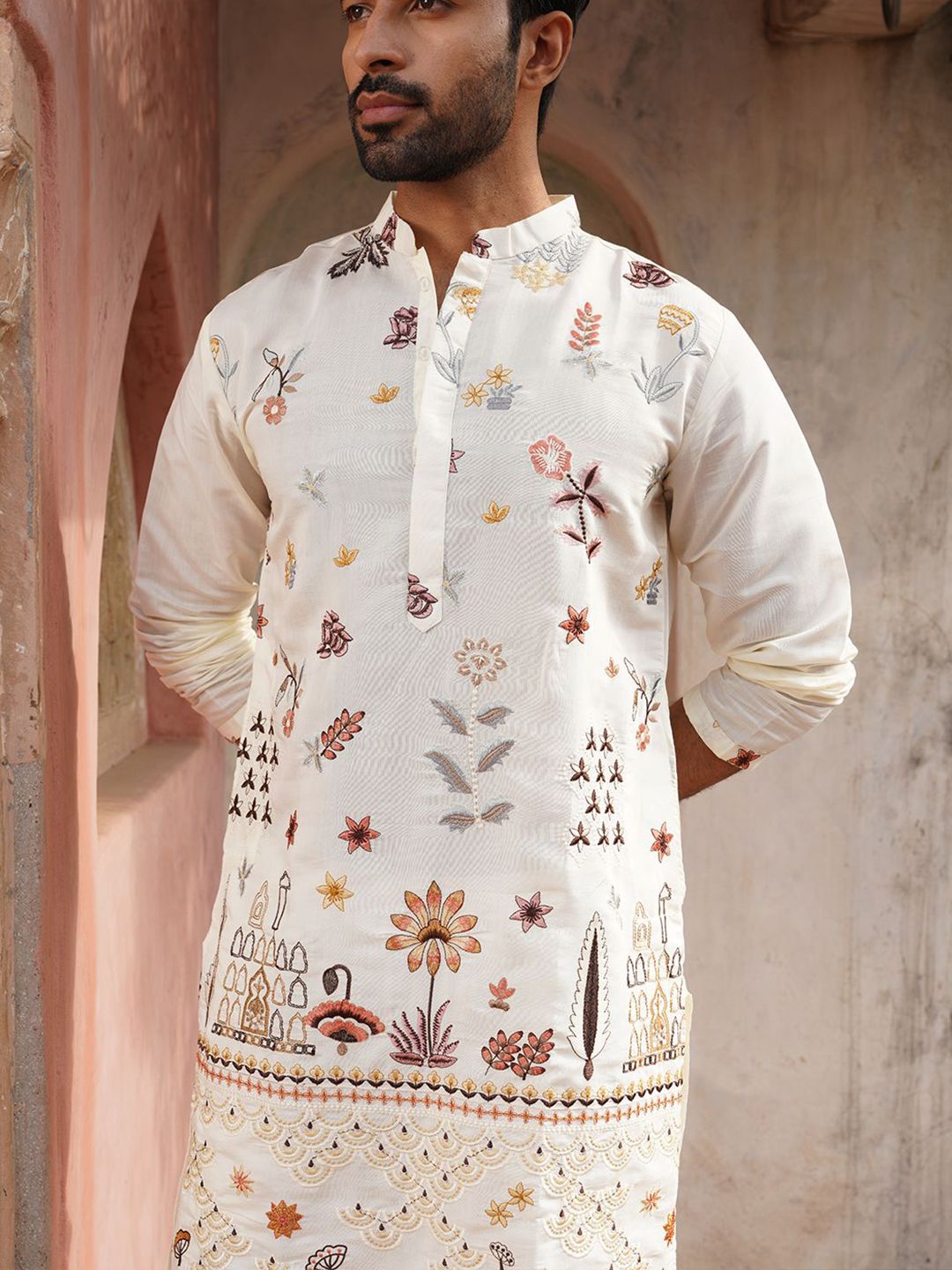 Jompers Floral Embroidered Mandarin Collar Straight Kurta
