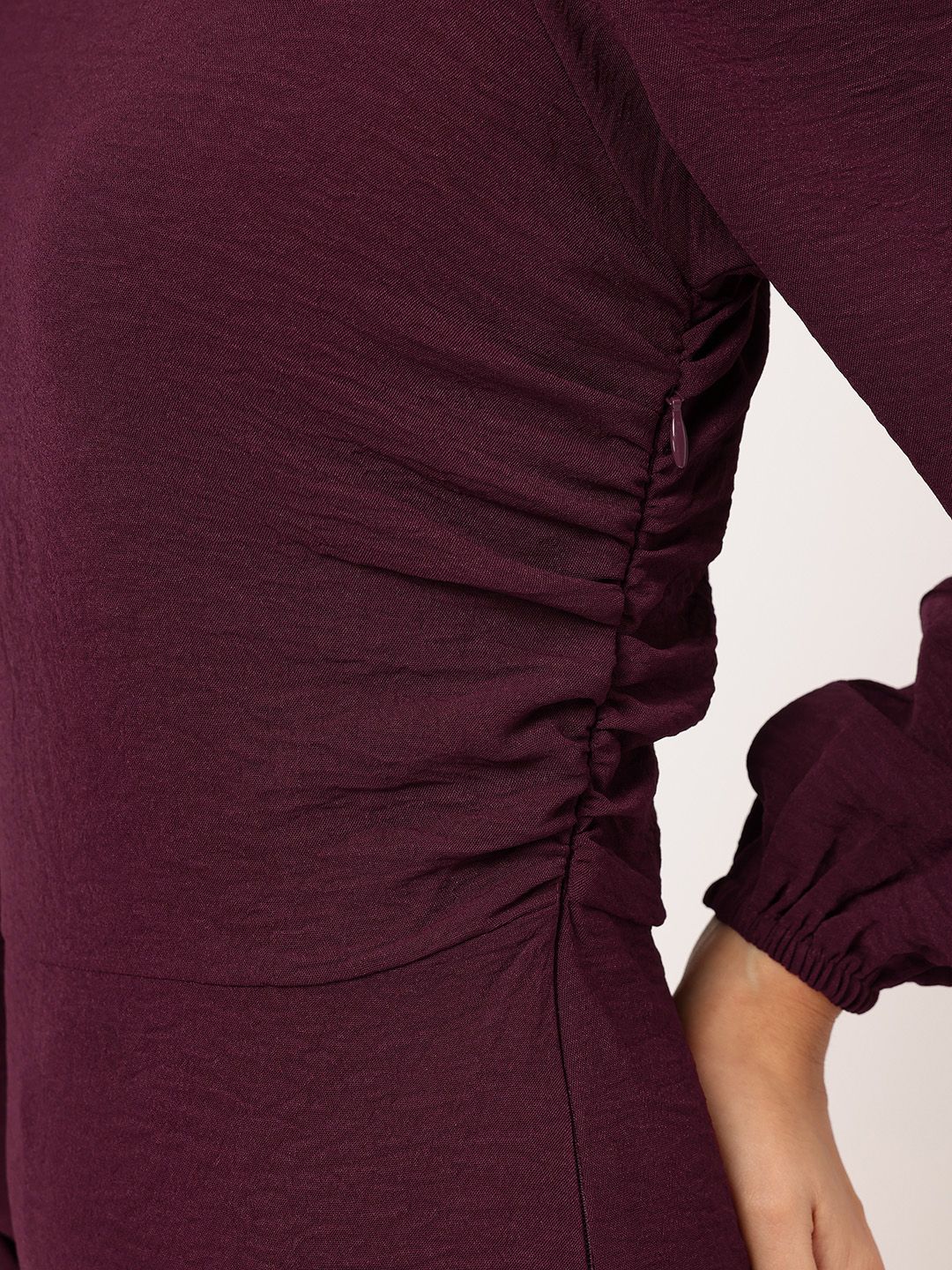 DressBerry Sleeky Stylish Puff Sleeves Mini Dress