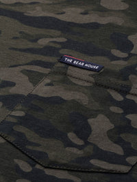 THE BEAR HOUSE Men Olive Green  Black Slim Fit Camouflage Printed Round Neck Pure Cotton T-shirt