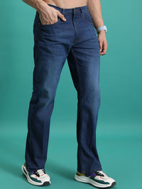 HIGHLANDER Men Straight Fit Mid-Rise Light Fade Stretchable Jeans