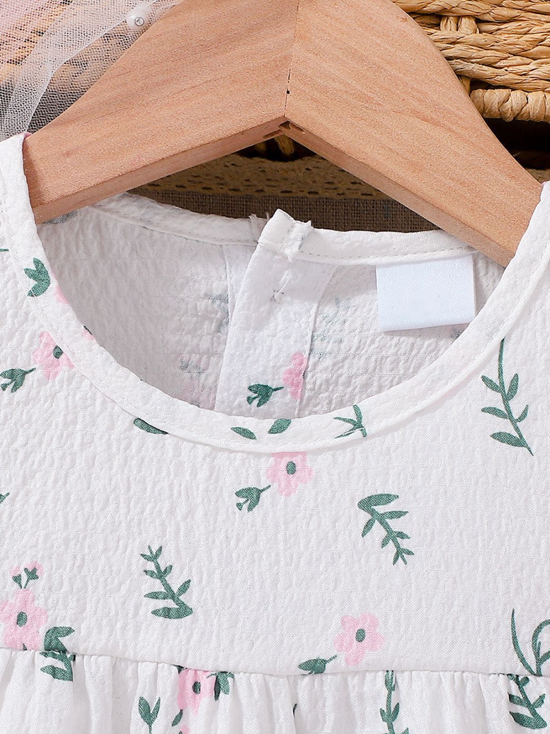 YK Girls Floral Printed Top & Trousers Clothing Set