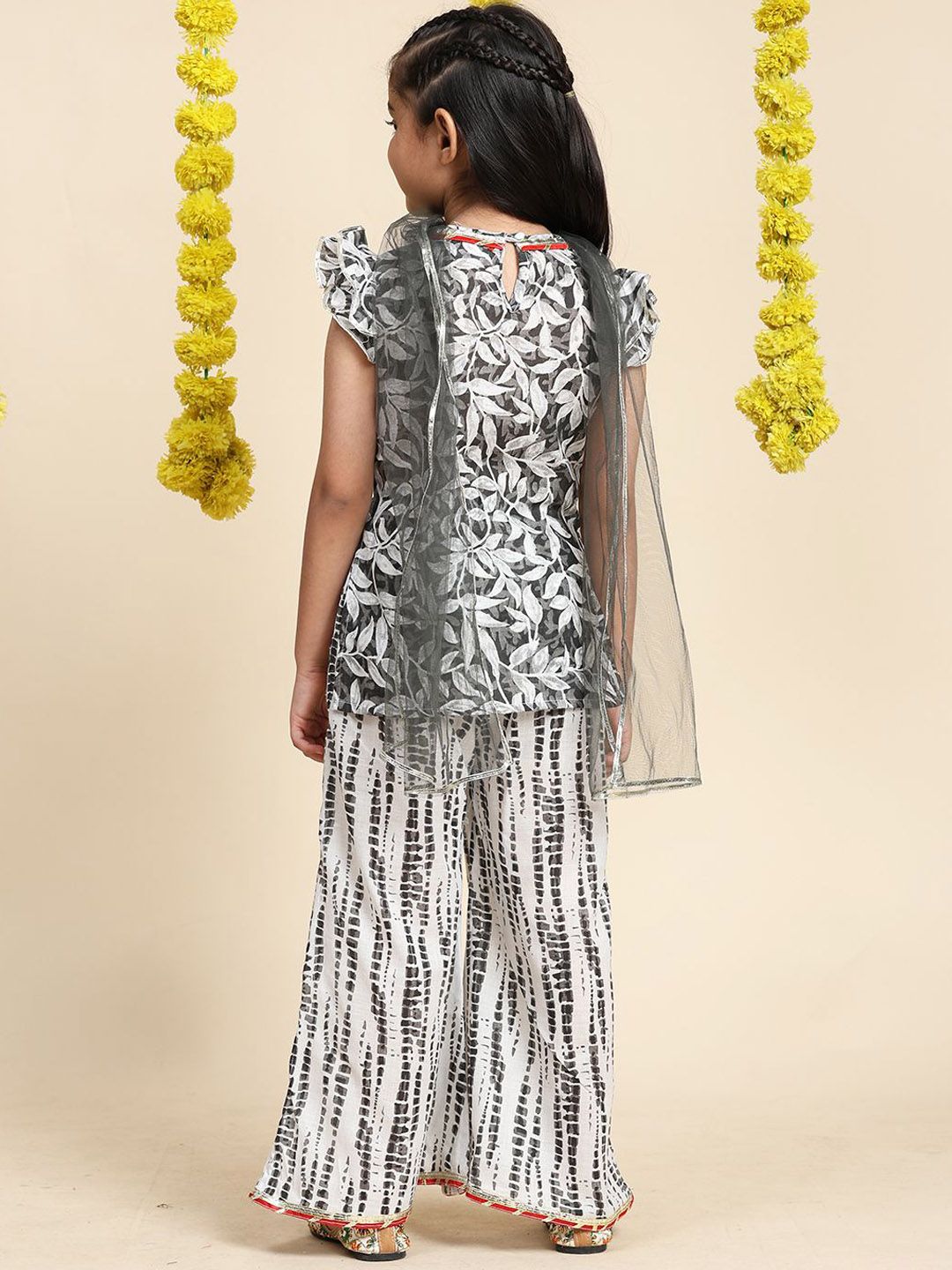 Cutiekins Girls Floral Printed Gotta Patti Straight Kurta with Palazzos & Dupatta