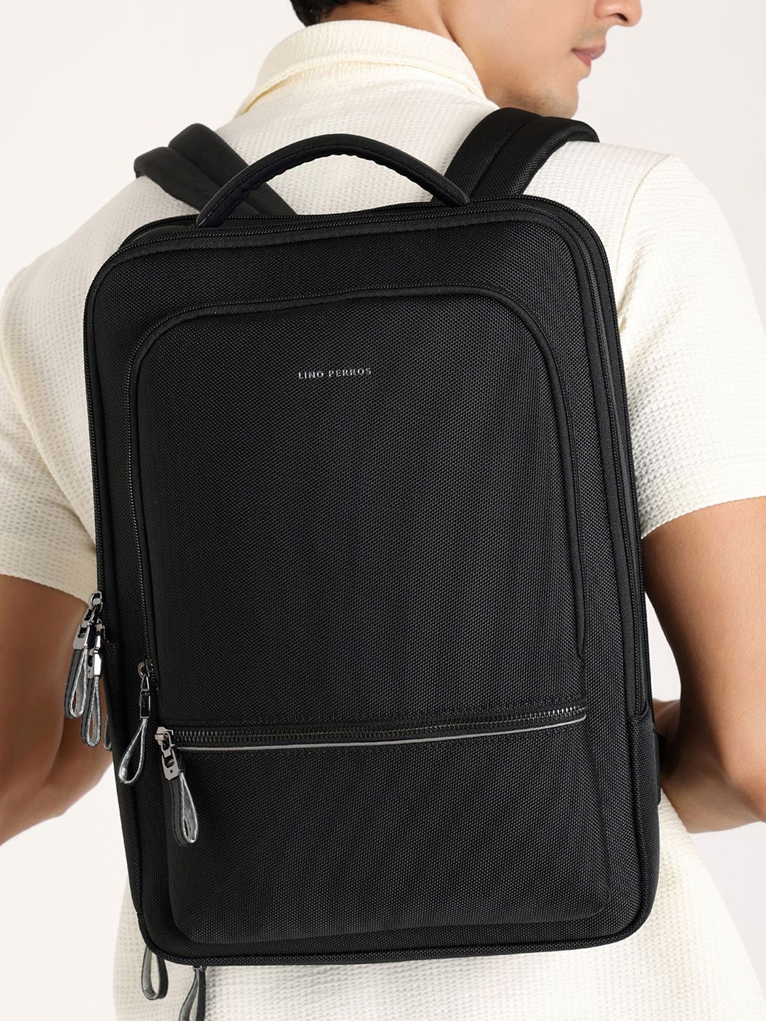 Lino Perros Unisex Solid Backpack 14.4L