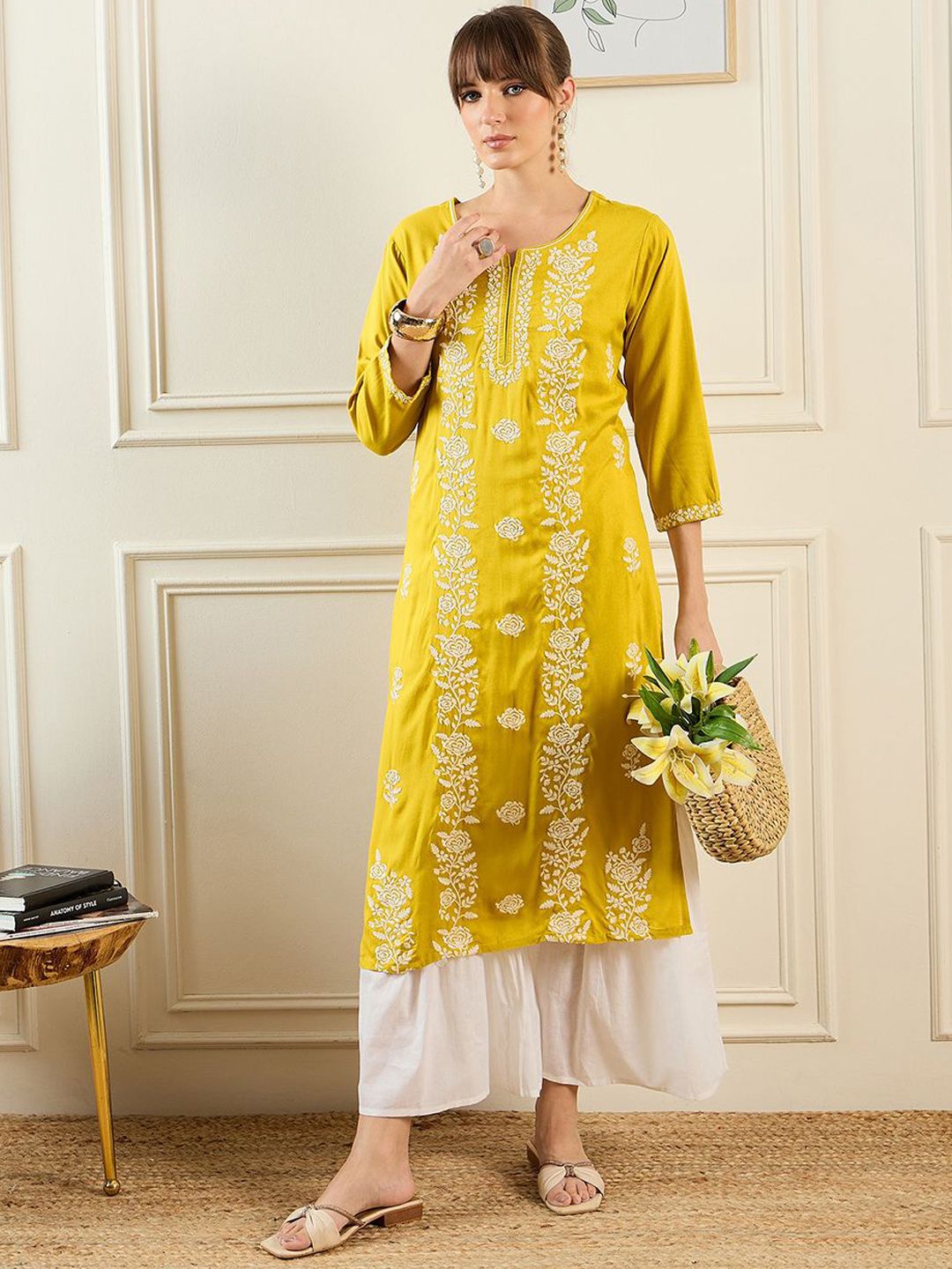Indo Era Floral Embroidered Notch Neck Thread Work Straight Kurta