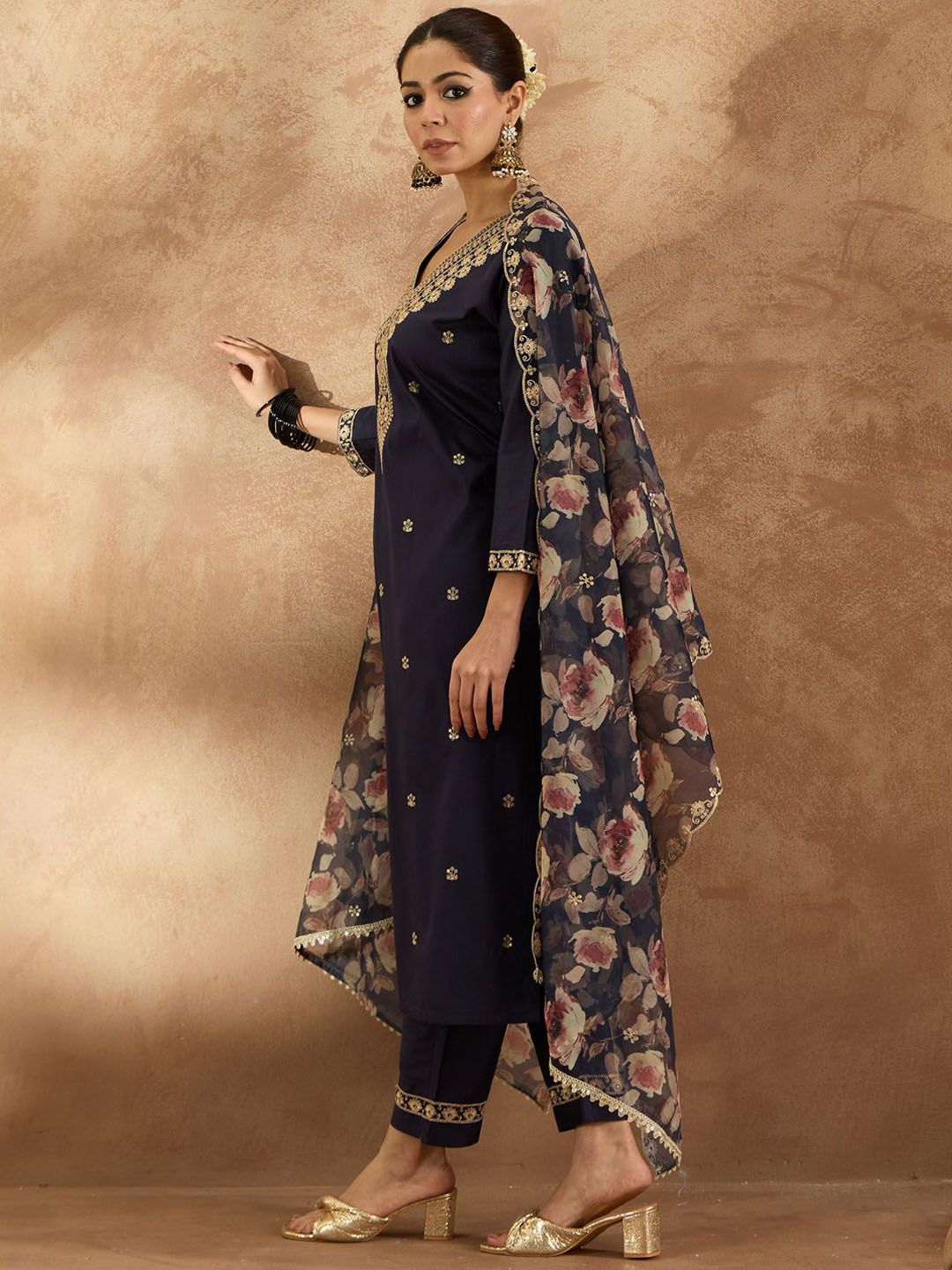 Indo Era Women Ethnic Motifs Embroidered Regular Kurta with Trousers & With Dupatta