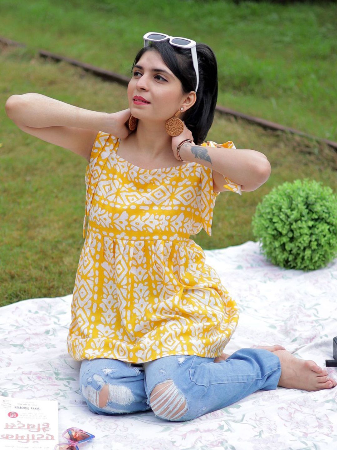 KALINI Ethnic Motifs Printed Square Neck Kurti