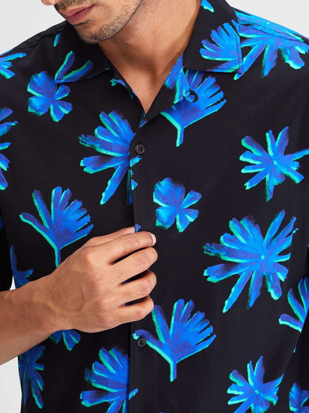 SPYKAR Men Floral Opaque Printed Casual Shirt