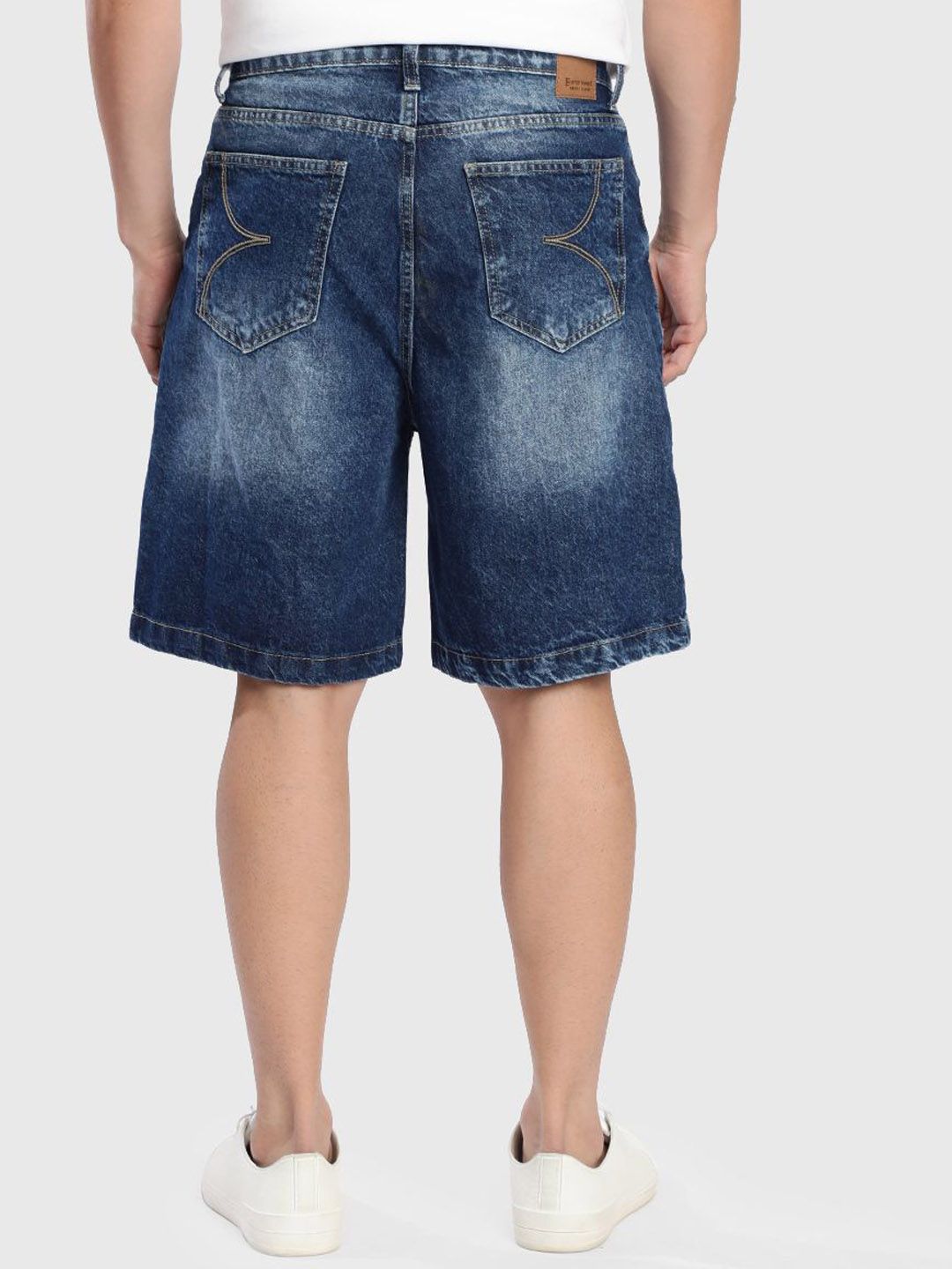 Bene Kleed Men Relaxed Fit Distressed Denim Shorts