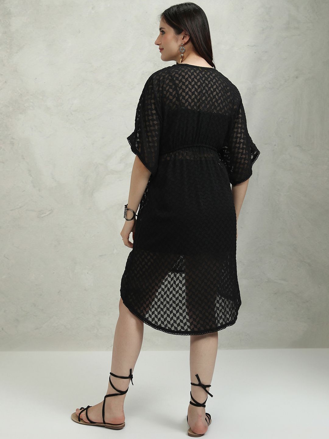 Vishudh Wanita Longline Tie-Up Shrug
