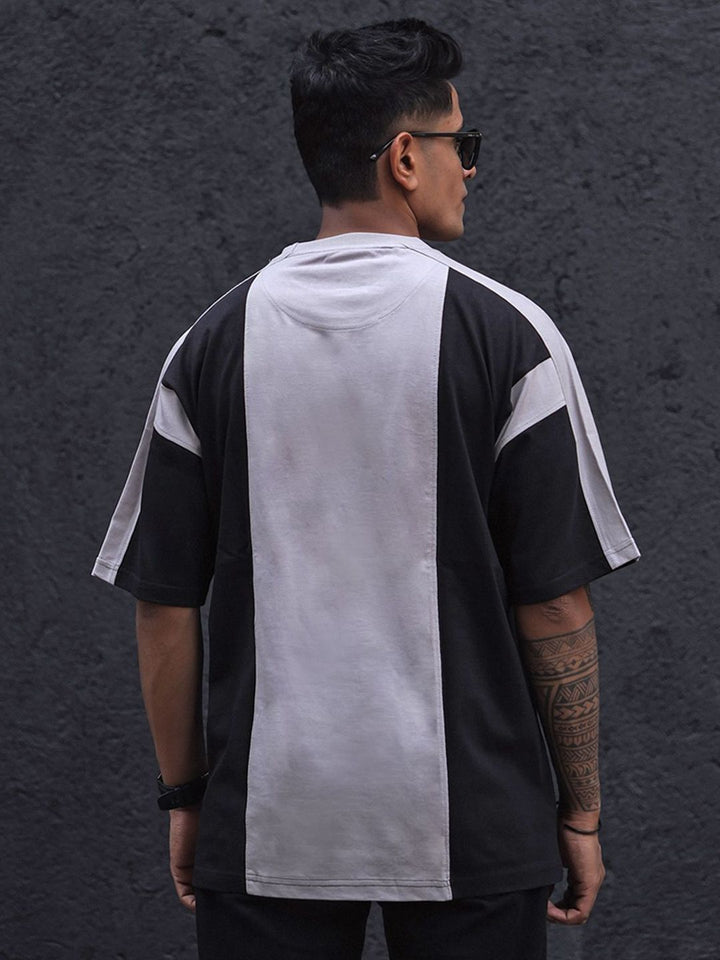 Powerlook Men Typography Colourblocked Drop-Shoulder Sleeves T-shirt