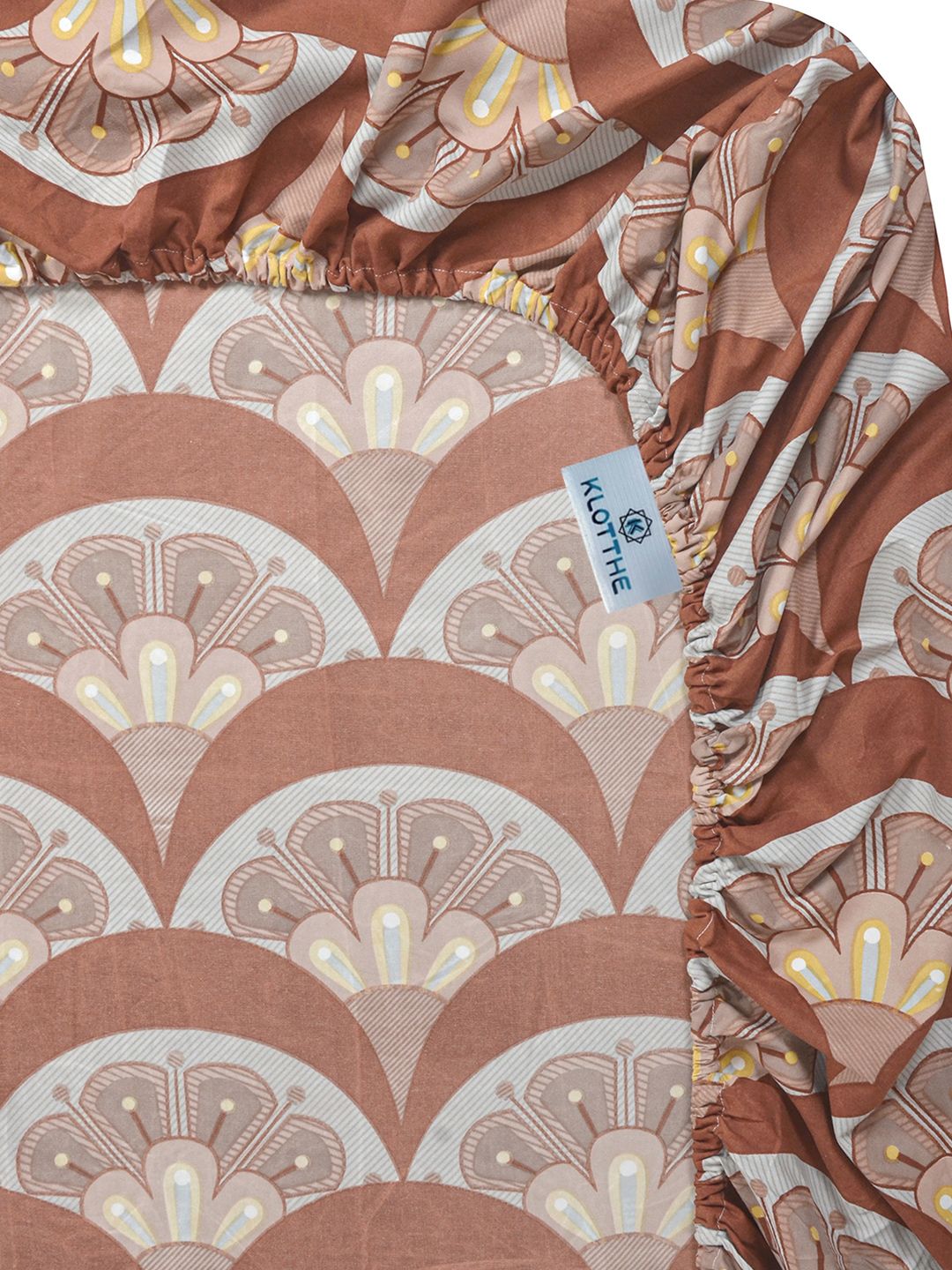 KLOTTHE Brown Floral 300 TC King Bedsheet with 2 Pillow Covers