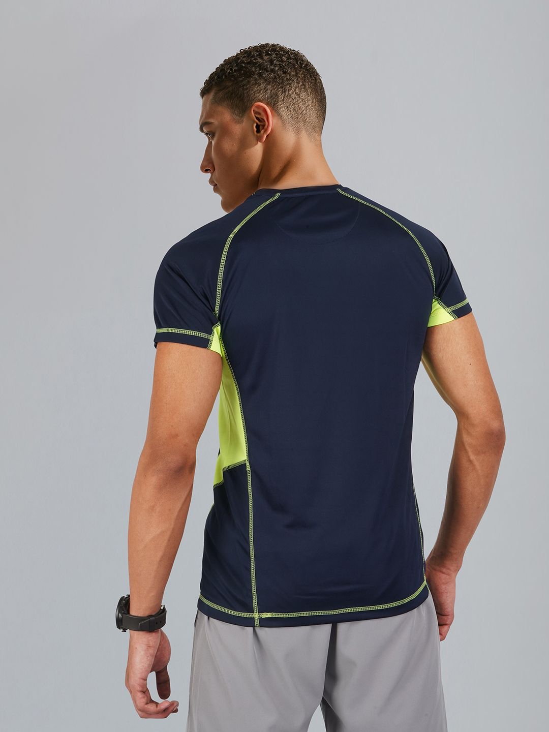 HRX by Hrithik Roshan Colourblocked Raglan Sleeves Sports T-shirt with Brand Logo Detail