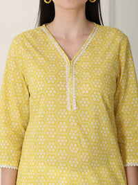 W Women Floral Flared Sleeves Kurta