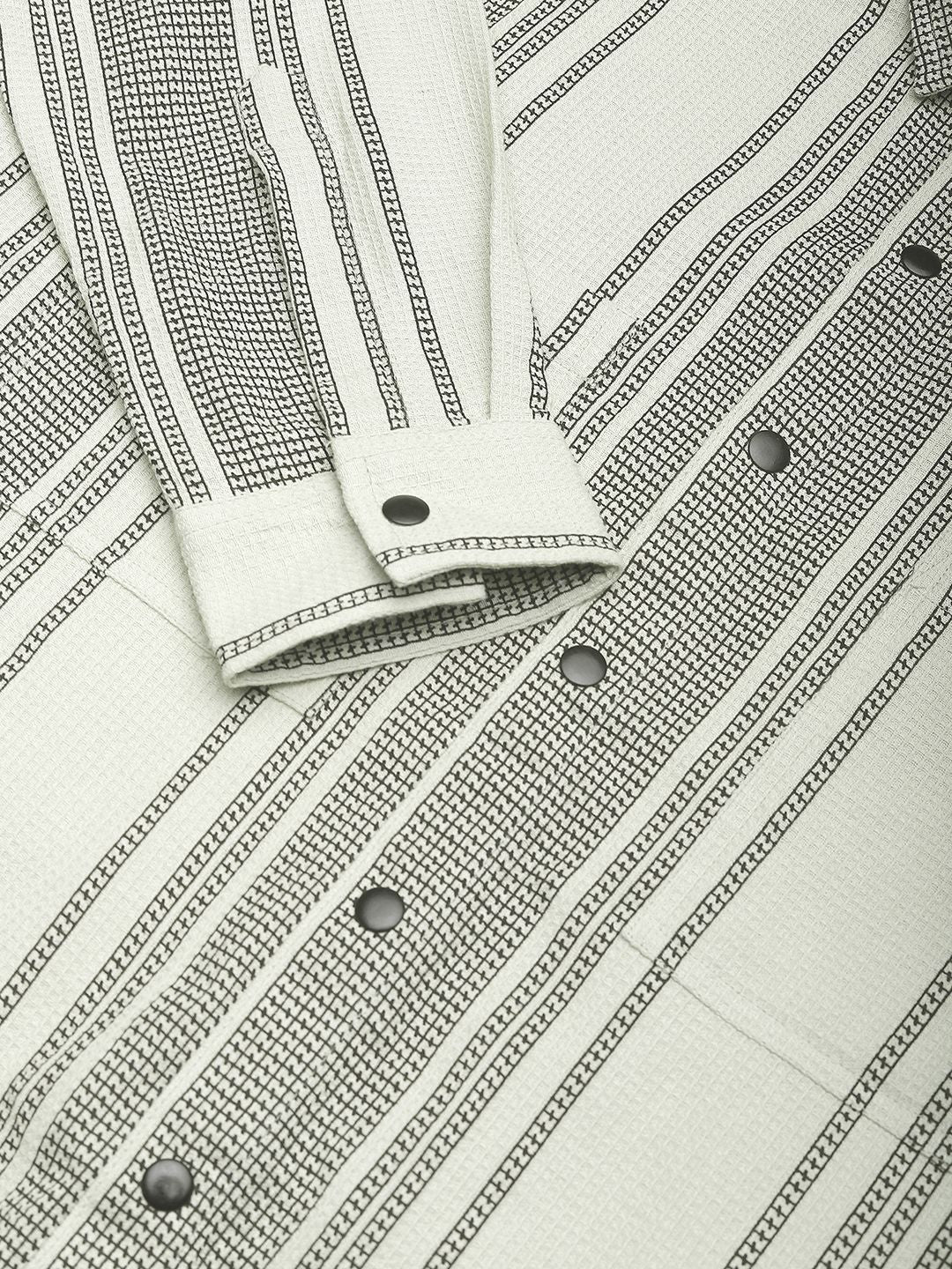 VASTRADO Men Classic Spread Collar Multi Striped Cotton Slim Fit Casual Shirt