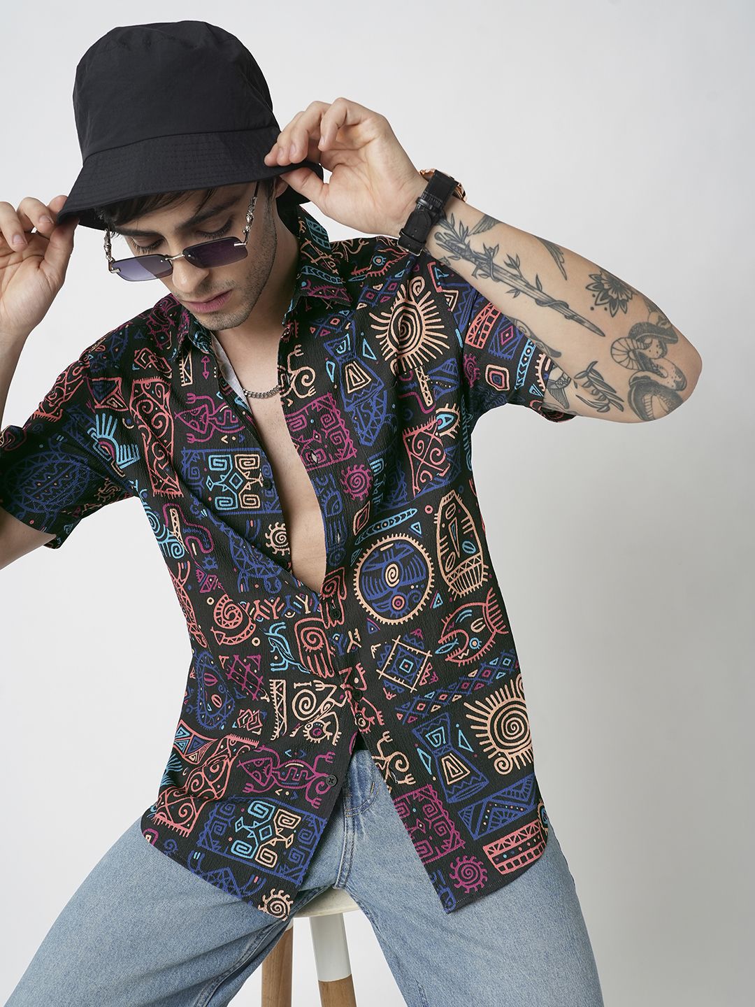 VASTRADO Men Classic Ethnic Motifs Printed Slim Fit Casual Shirt