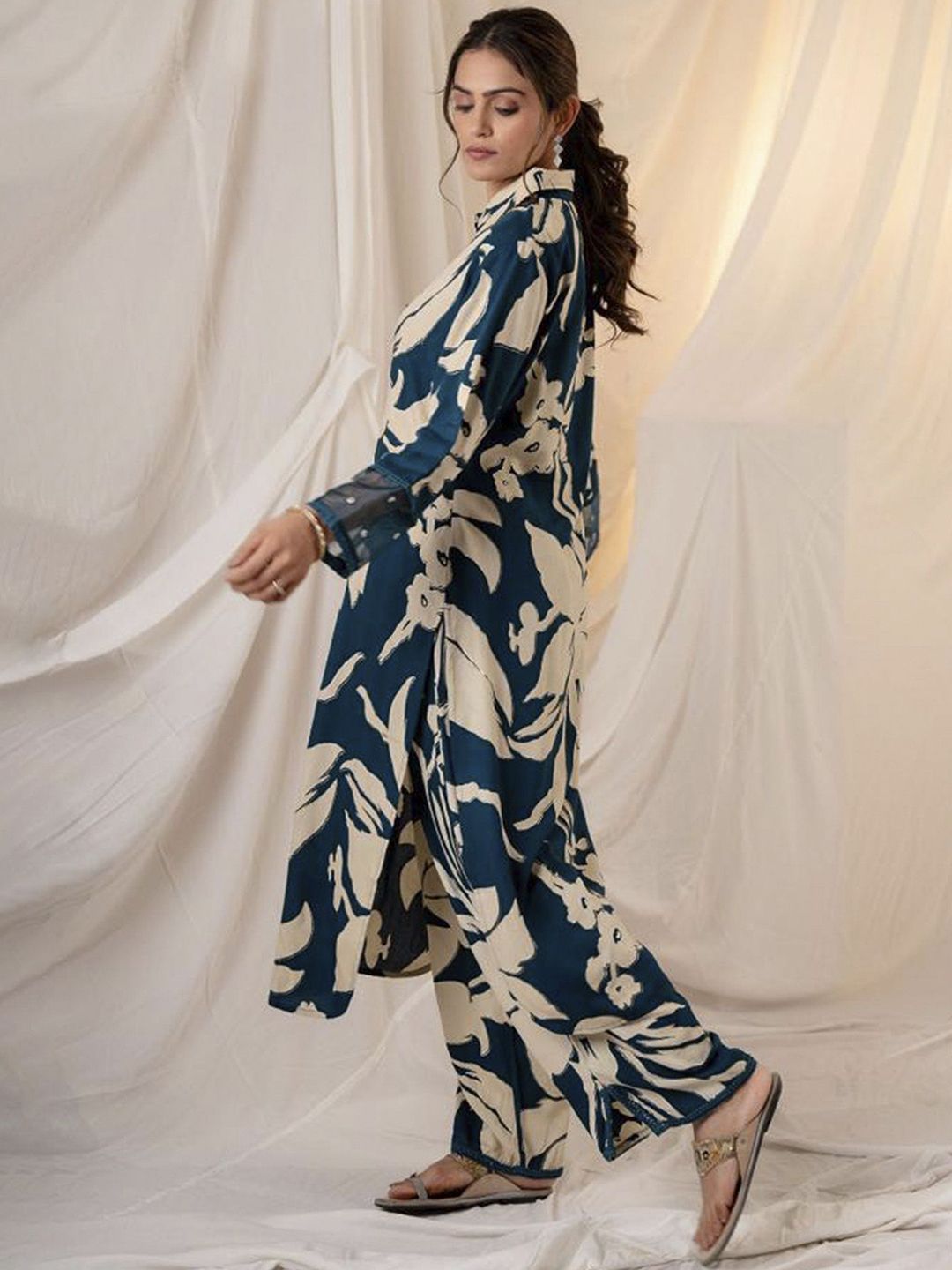 Indo Era Floral Printed Straight Kurta with Palazzos