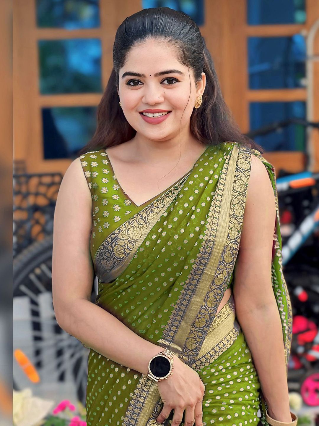 KALINI Polka Dots Woven Design Zari Saree