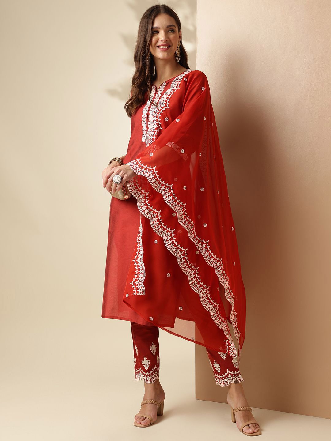 Kurta Lurus Biasa Sulam Anouk dengan Seluar & Dupatta