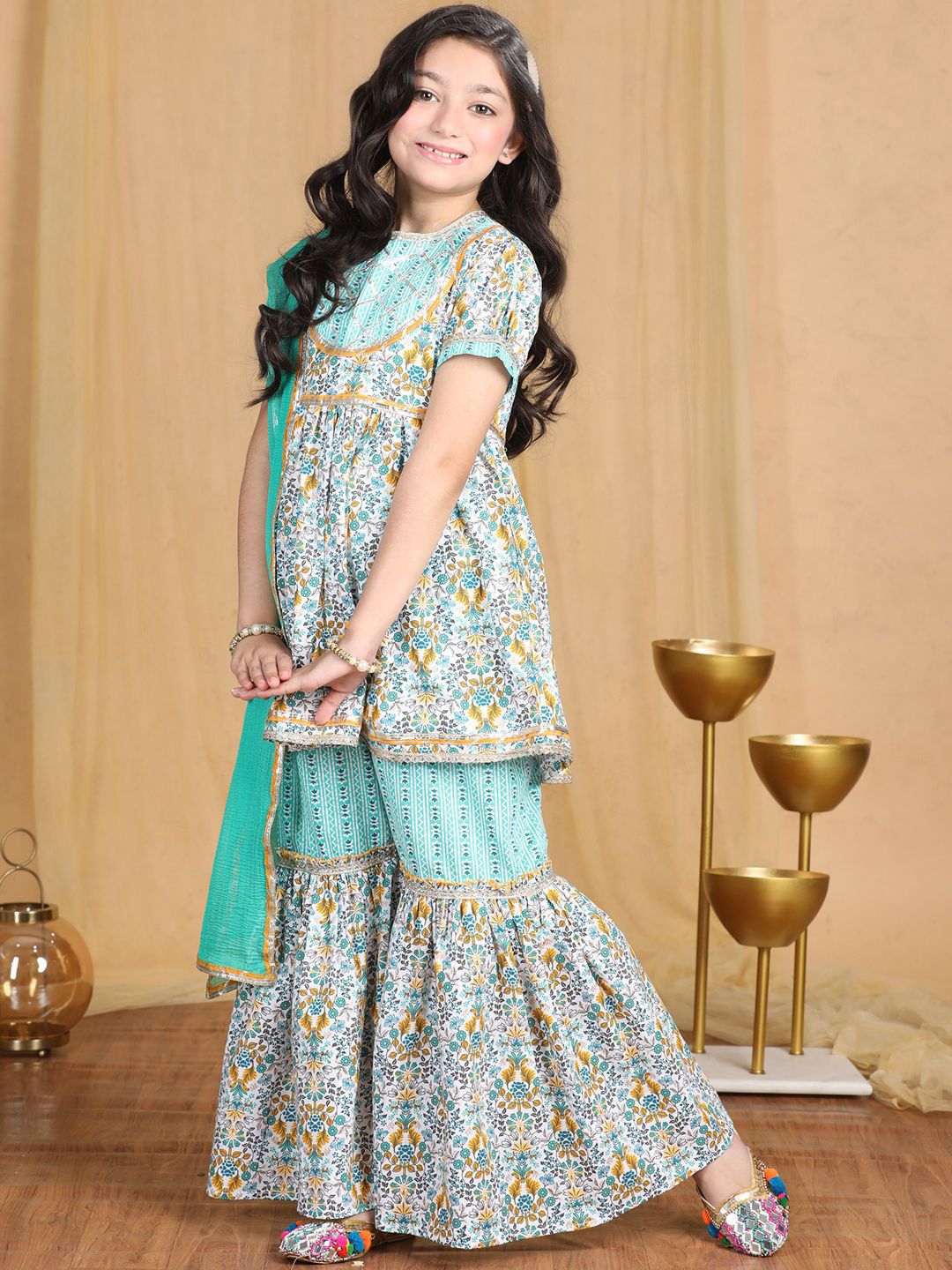 Cutiekins Girls Floral Printed Empire Gotta Patti Kurta with Sharara & With Dupatta