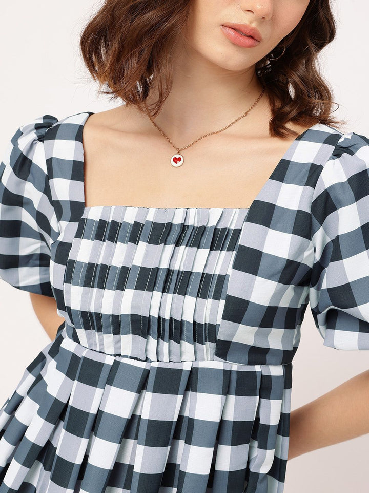 DressBerry Charming & Sassy Puff-Sleeve Monochrome A-Line Mini Dress