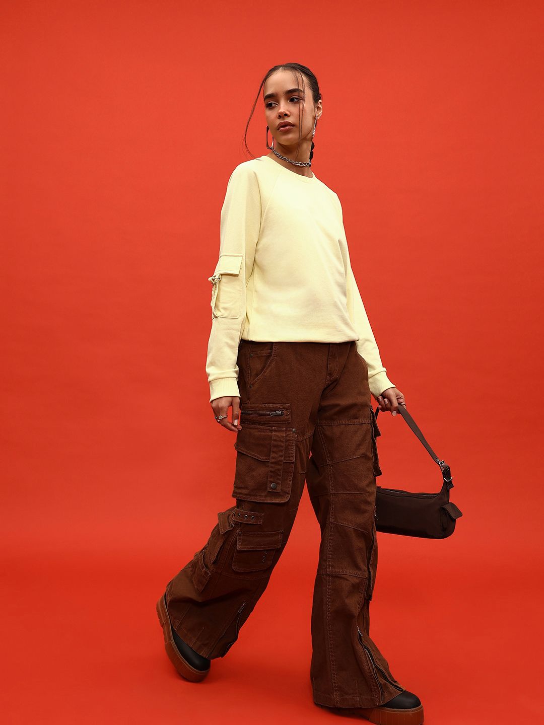 DressBerry Raglan Sleeves Sweatshirt