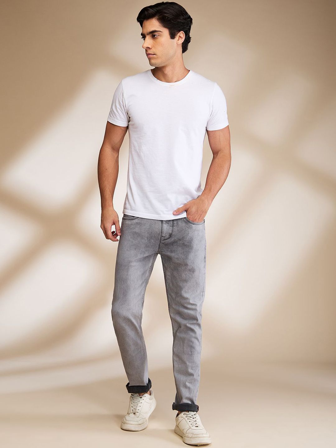 Being Human Men Solid Mid-Rise Slim Fit Jeans