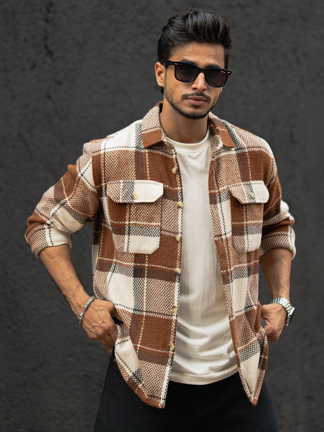 Powerlook Men Checked Casual Shirt