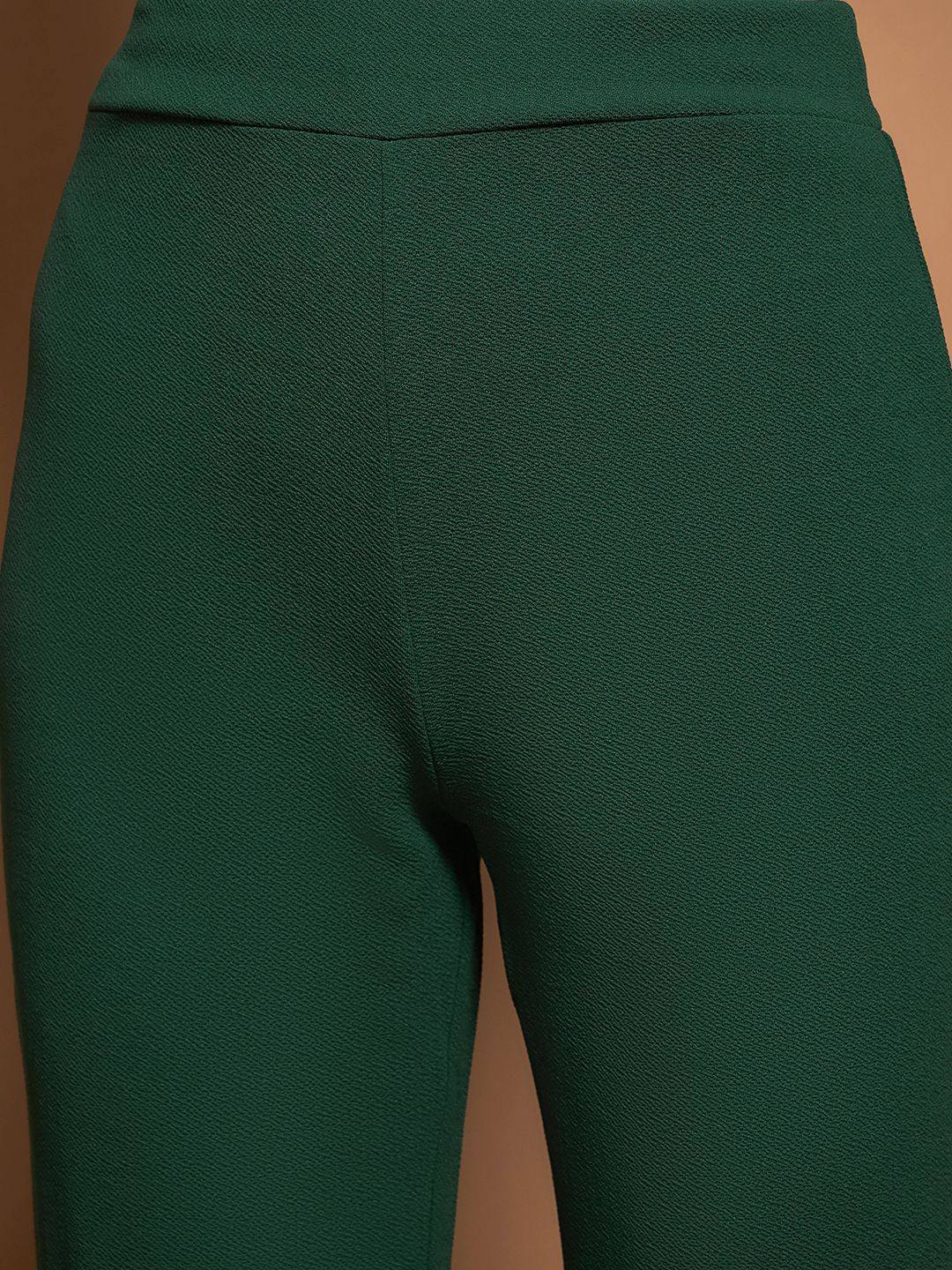 Berrylush Women Relaxed High-Rise Trousers