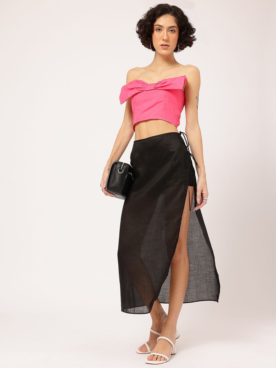 DressBerry Bow-Detail Smocked Tube Crop Top