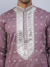 Jompers Floral Sequins Embroidered Mandarin Collar Straight Kurta