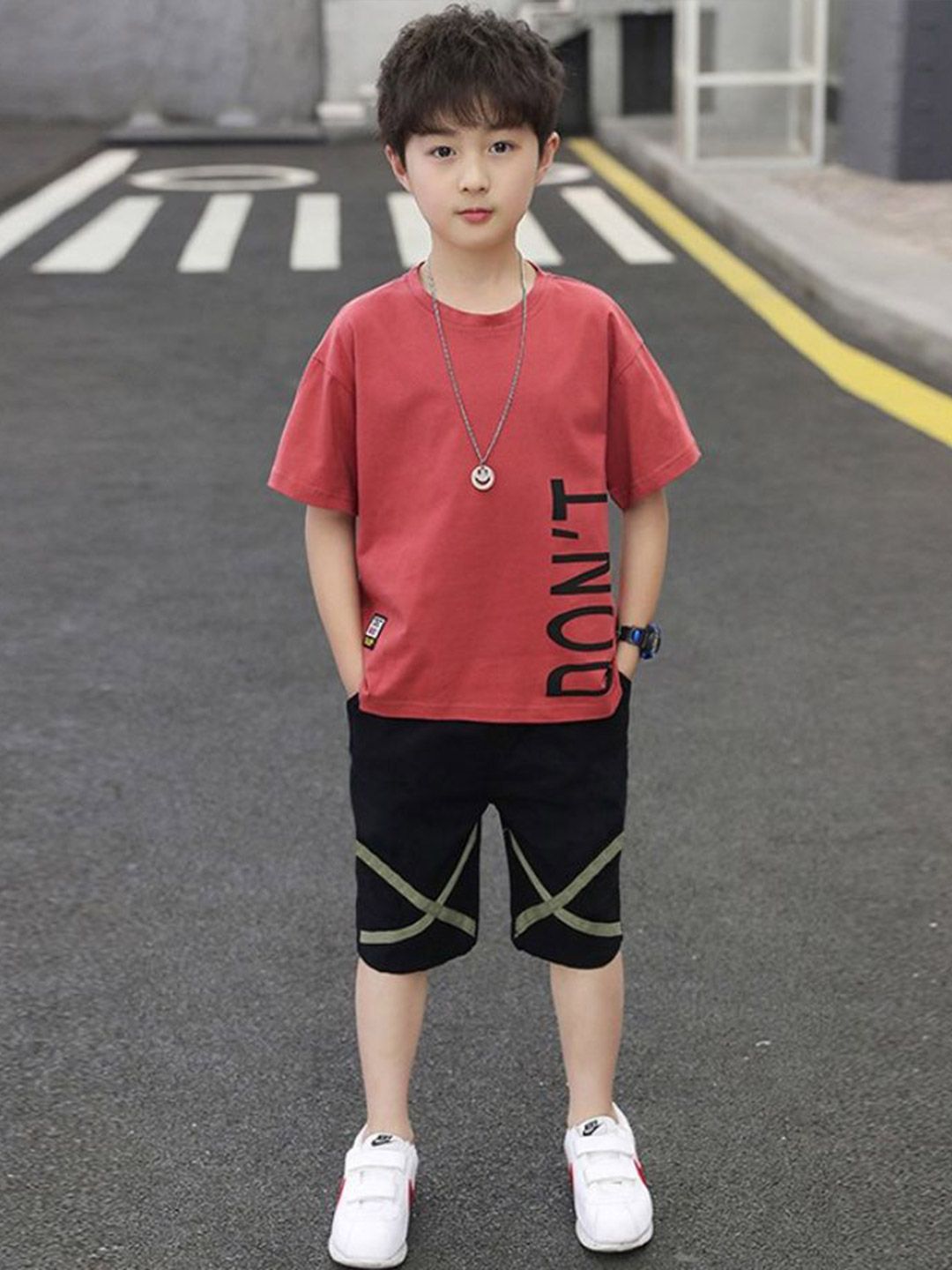 YK Boys Printed Round Neck Pure Cotton T-Shirt With Shorts