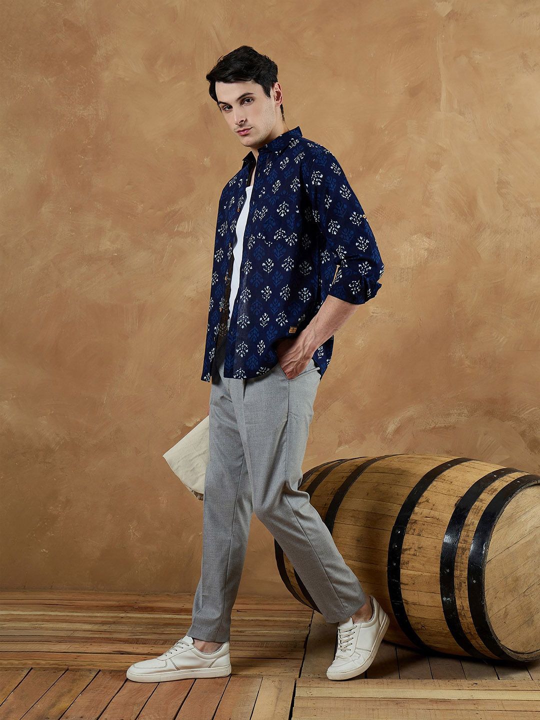 DENNISON Men Block Printed Casual Shirt