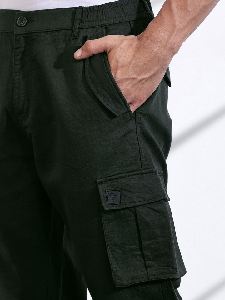 Thomas Scott Men Cotton Mid-Rise Smart Cargos Trousers