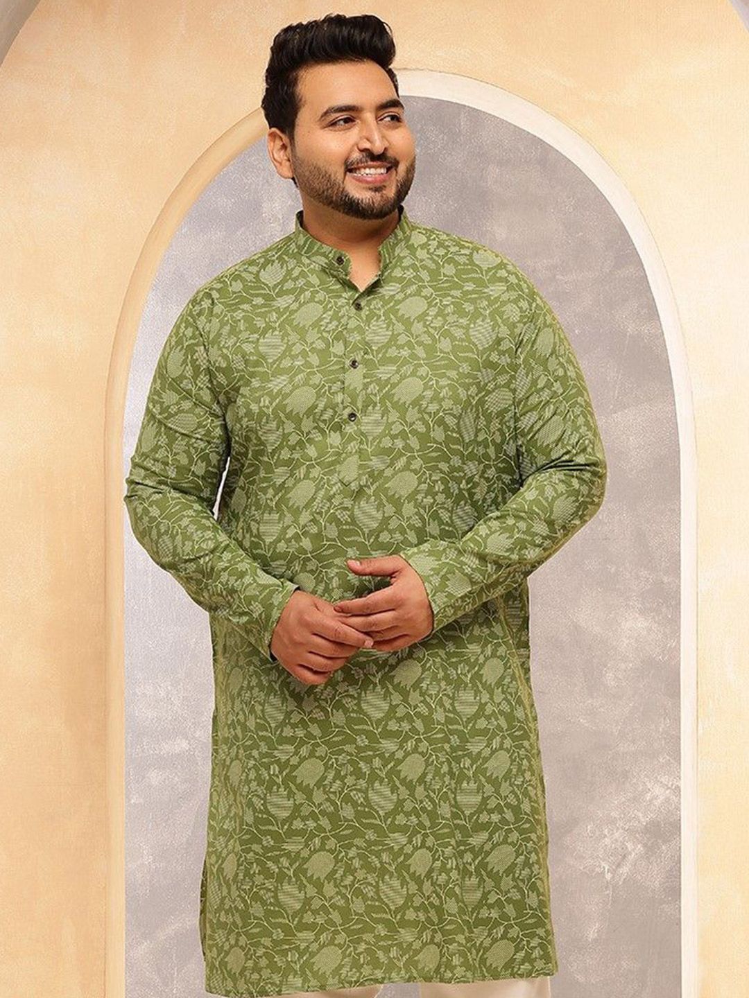SOJANYA PLUS Floral Printed Mandarin Collar Straight Kurta