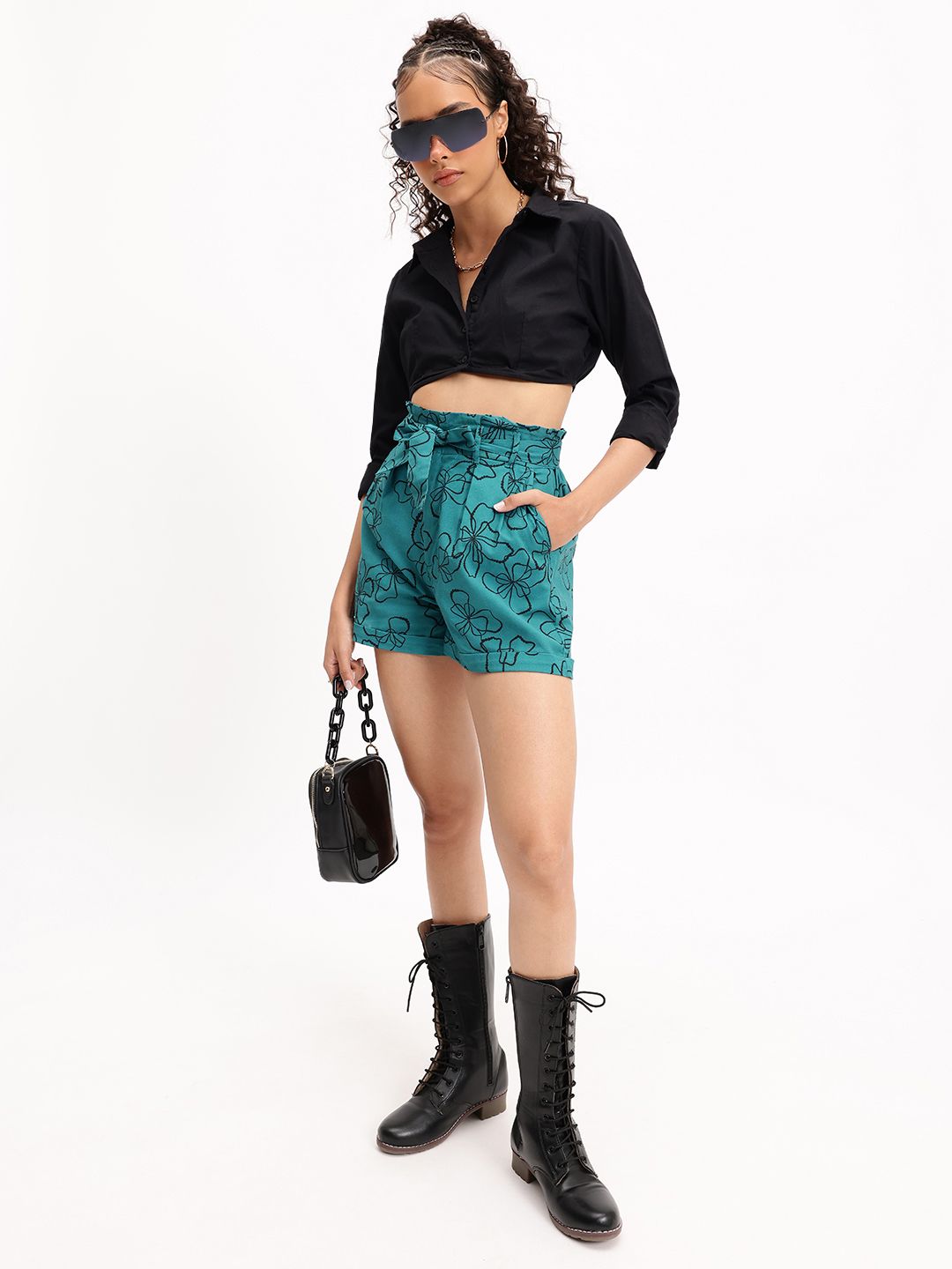 DressBerry Aqua Amaze Floral Shorts Comes With a Belt