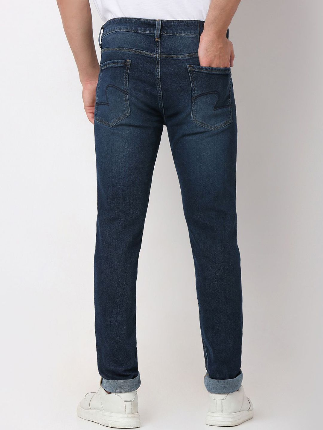 SPYKAR Men Slim Fit Low-Rise Light Fade Jeans