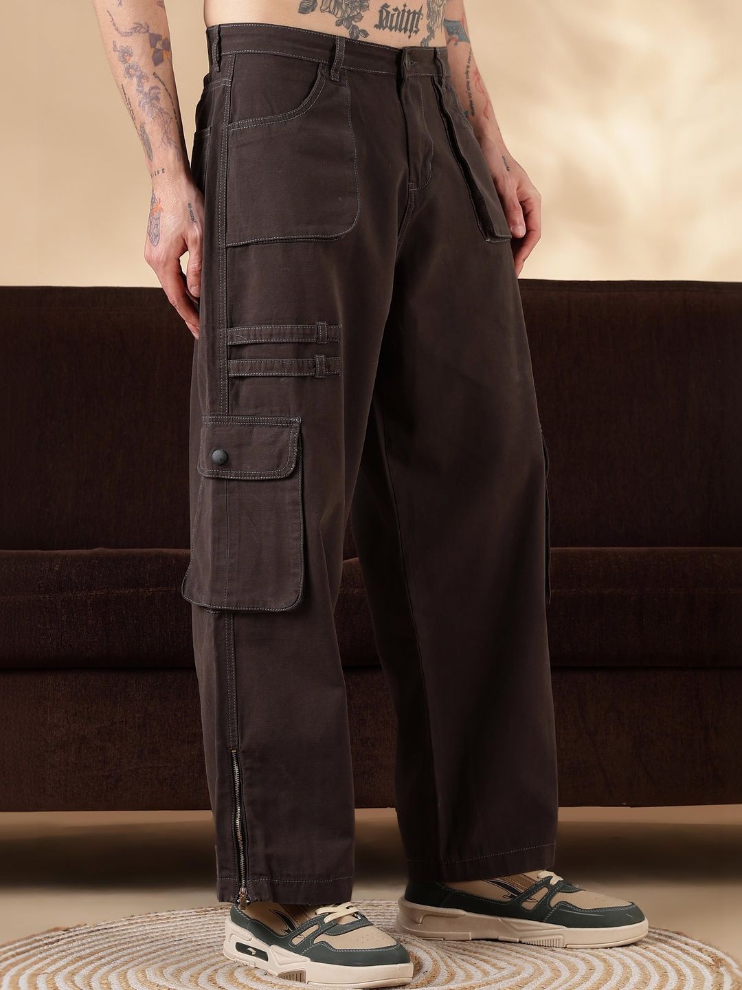 Eszett Men Easy Wash Cargos Seluar