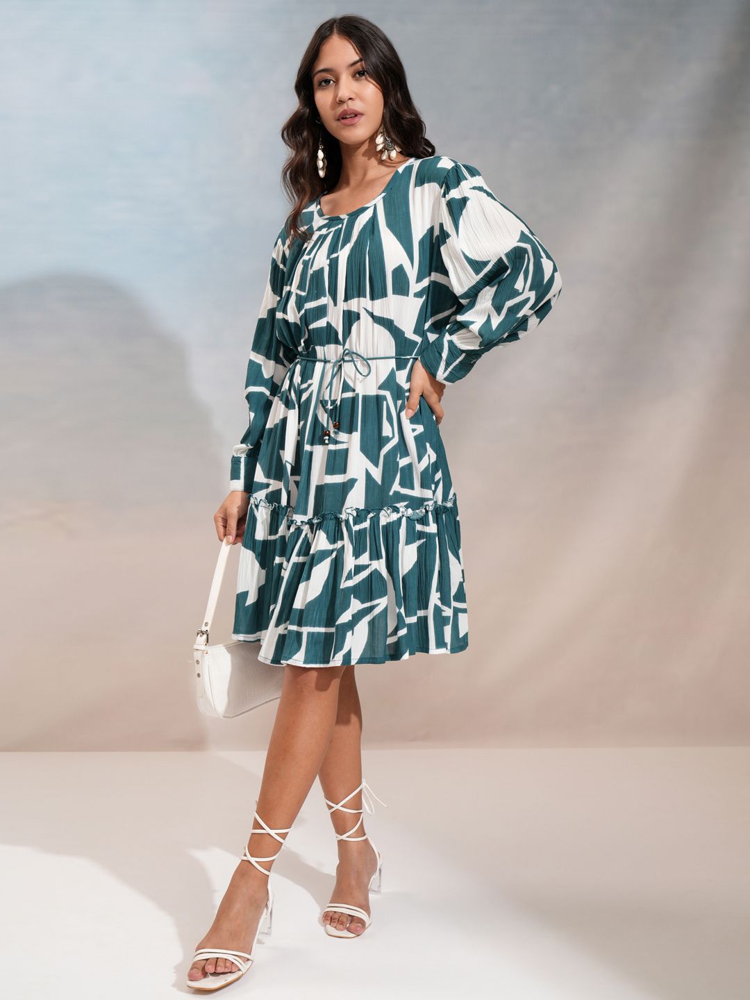 Vishudh Floral Print Fit & Flare Knee Length Dress