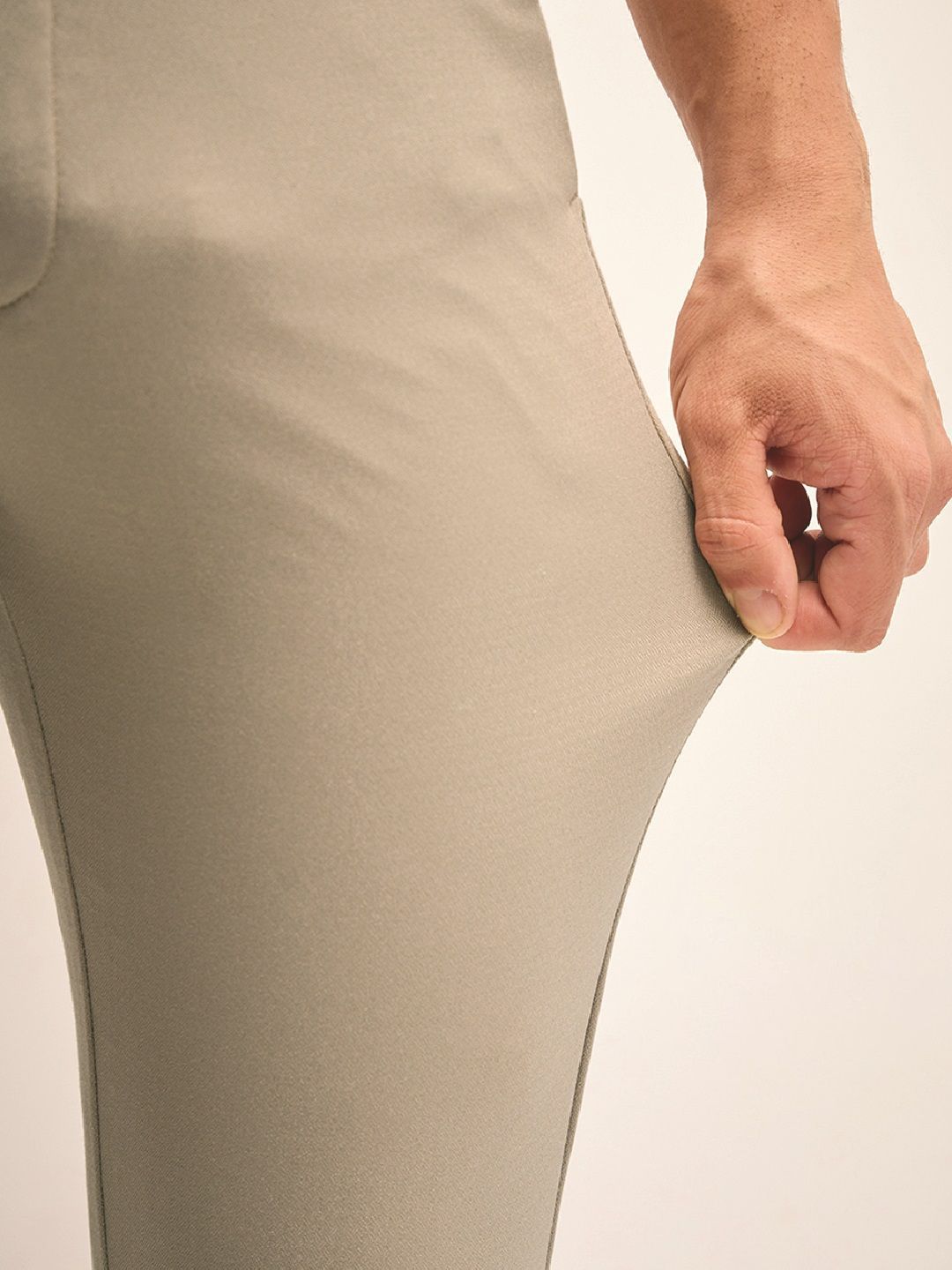 THE BEAR HOUSE Men Mid-Rise Slim Fit  Formal Trousers