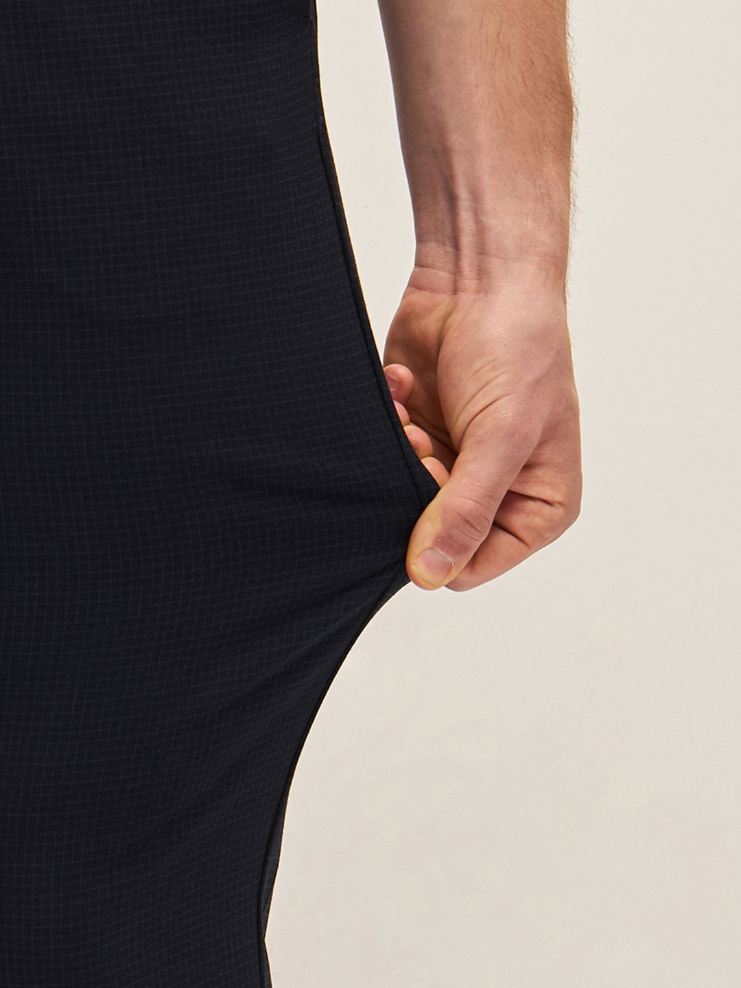 THE BEAR HOUSE Men Checked Slim Fit Trousers