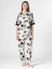 SANSKRUTIHOMES Women Tropical Printed Pure Cotton Night suit