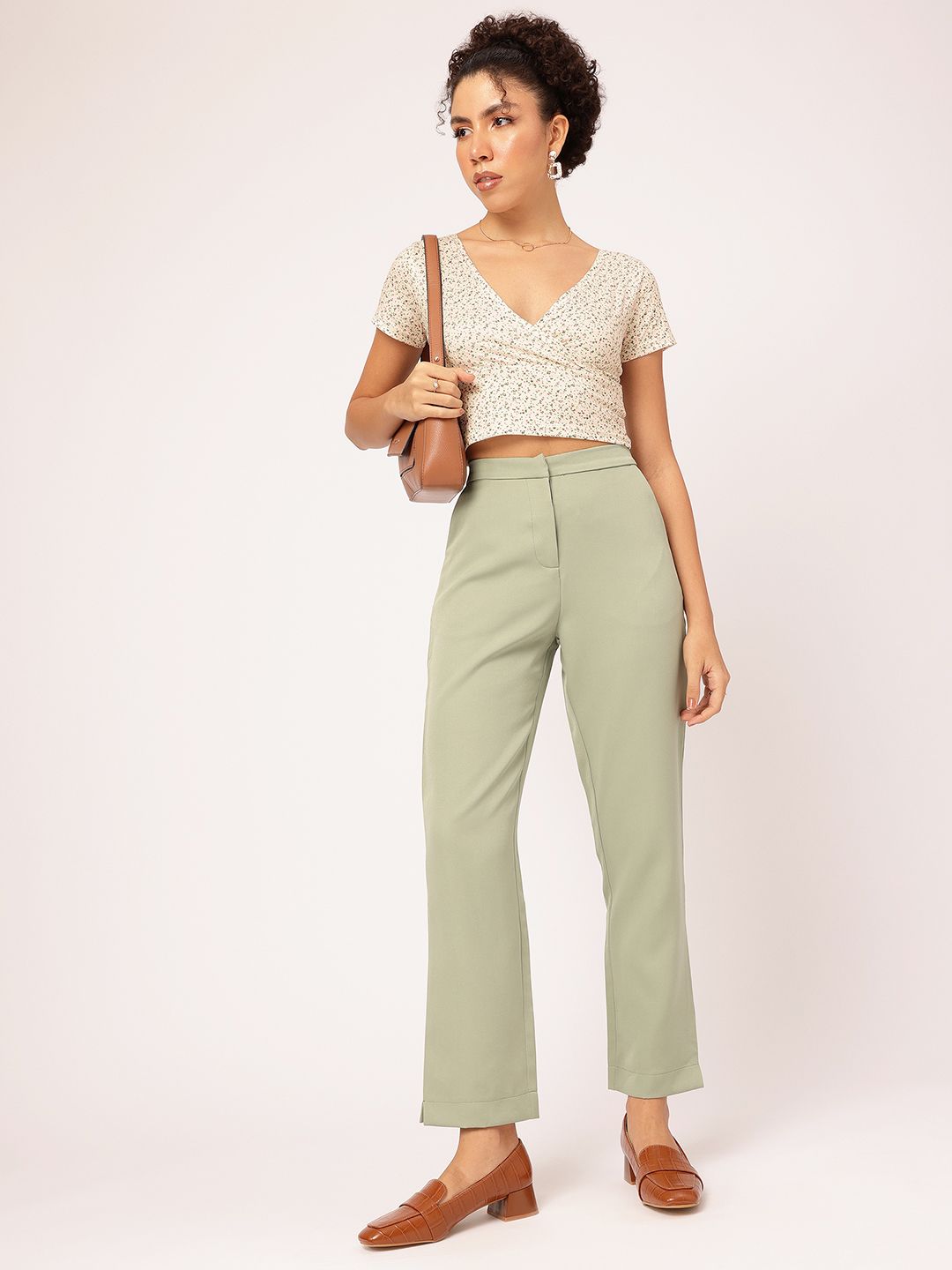 DressBerry Ditsy Dreams Floral Print Crop Top