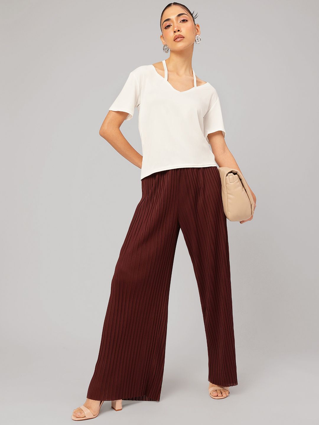 DressBerry Summer Staple Halter Neck Top