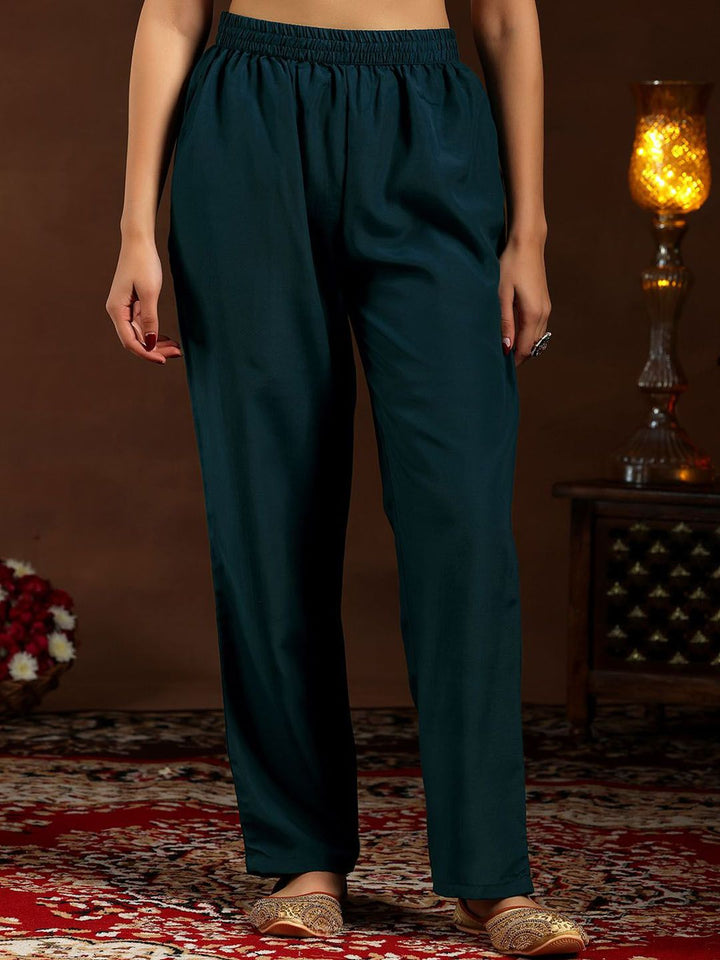 Libas Women Floral Embroidered Regular Sequinned Kurta with Trousers & With Dupatta