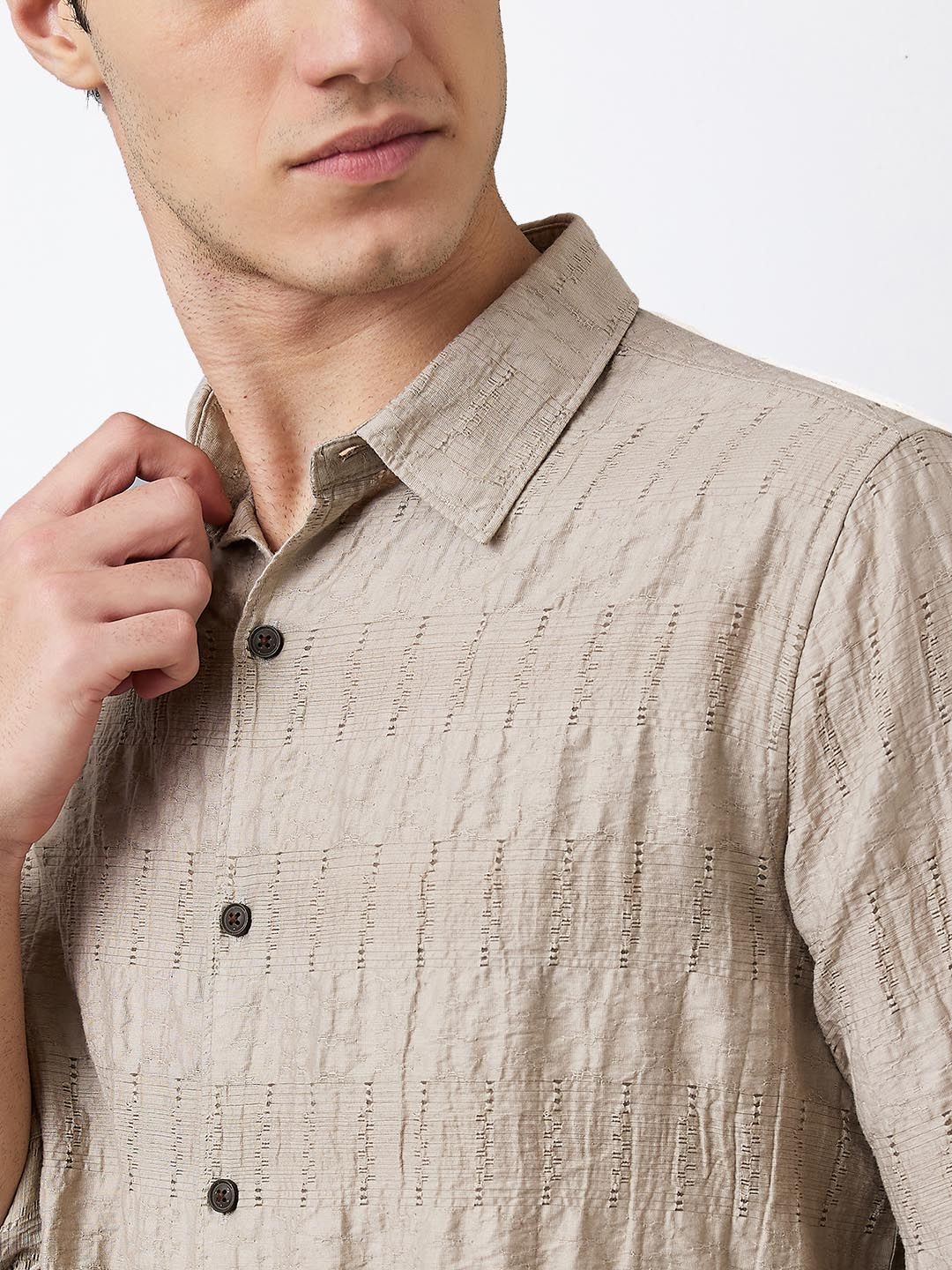 SPYKAR Men Spread Collar Textured Cotton Casual Shirt