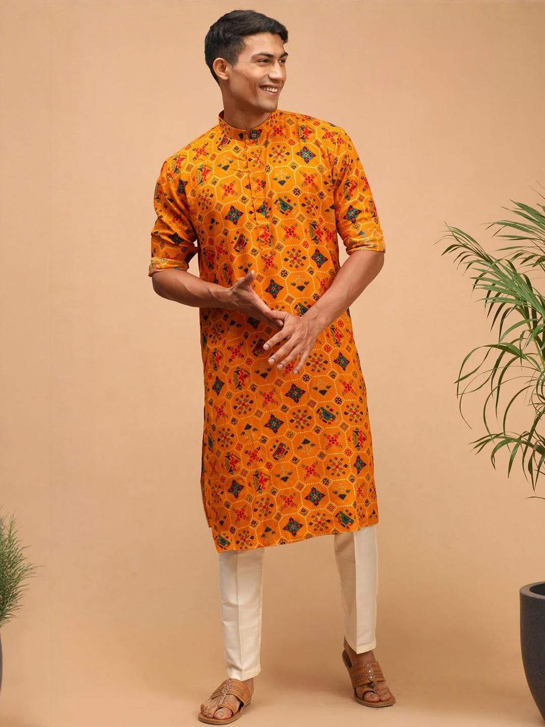 VASTRAMAY Men Floral Printed Kurta