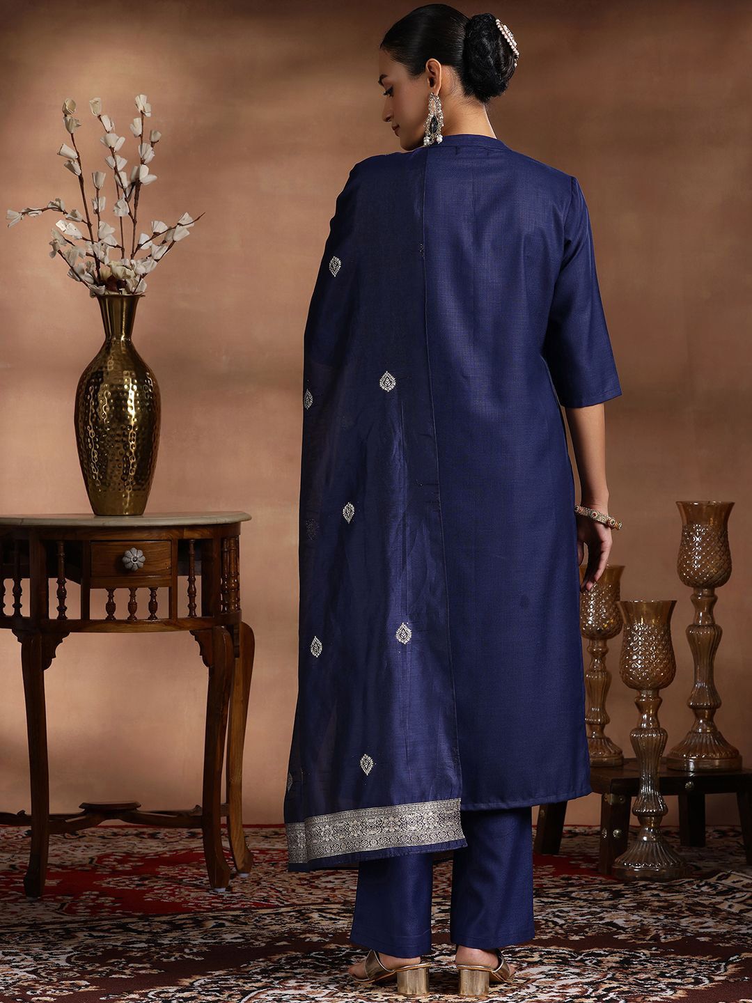 Libas Mandarin Collar Pleated Straight Kurta with Trousers & Dupatta