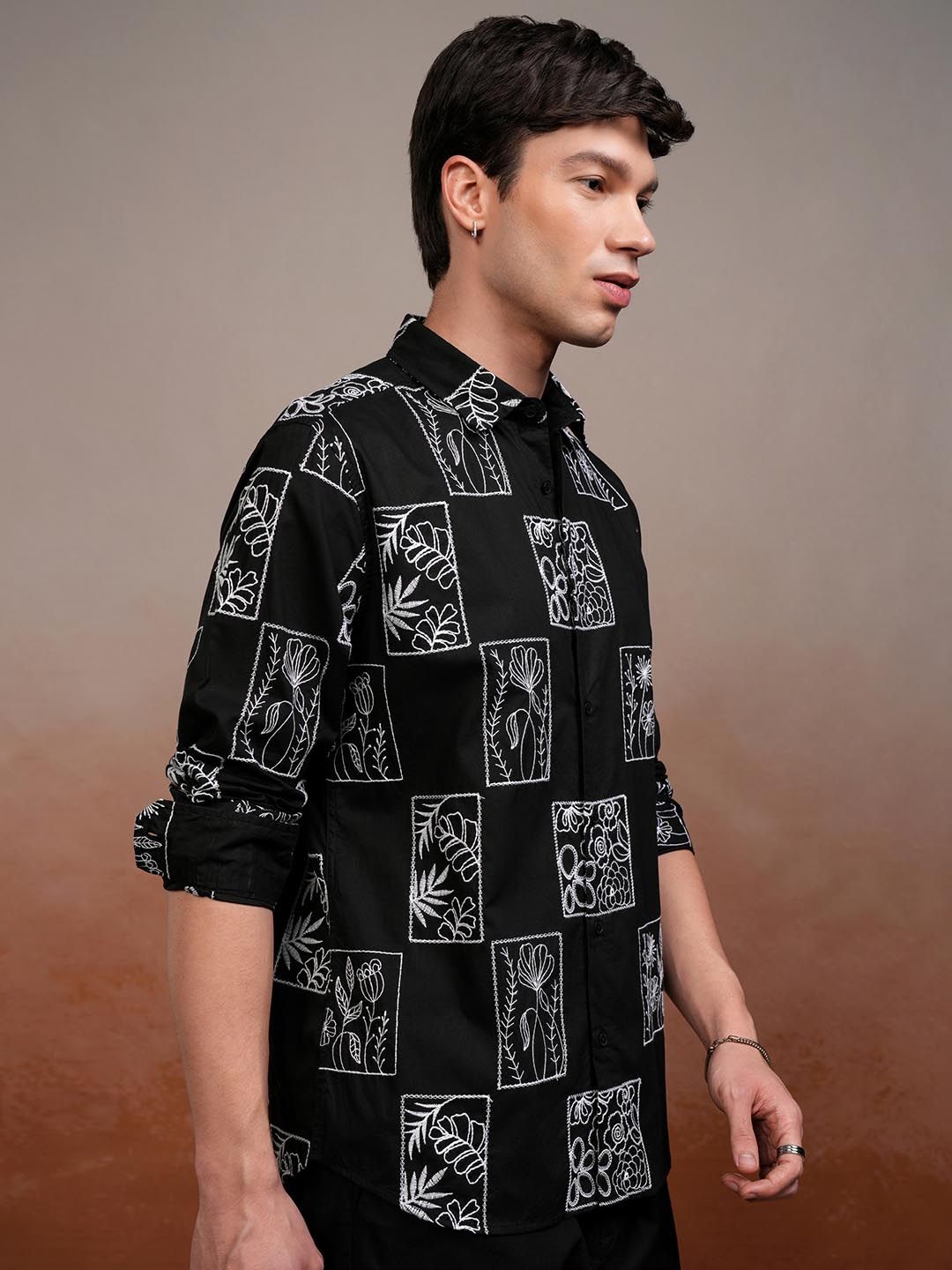 HIGHLANDER Men Embroidered Casual Shirt